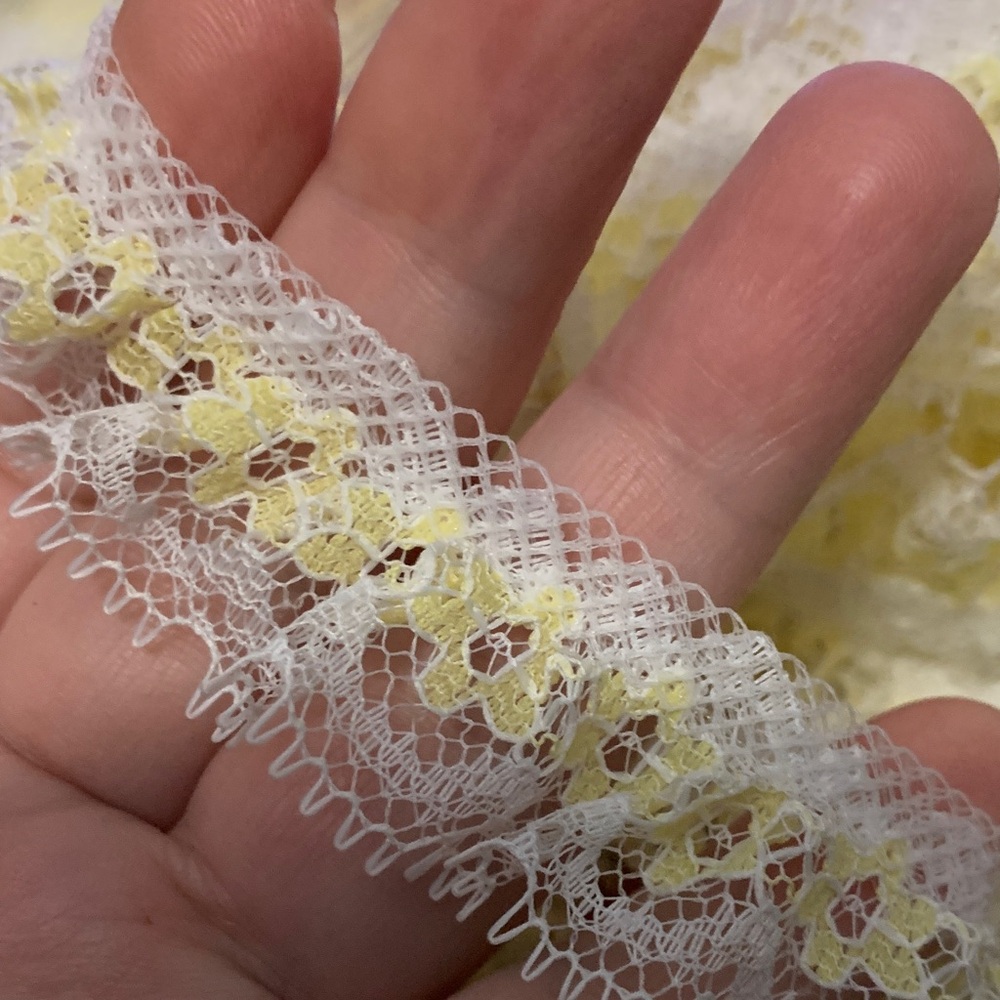 15 Yards of White and Yellow Lace Trim